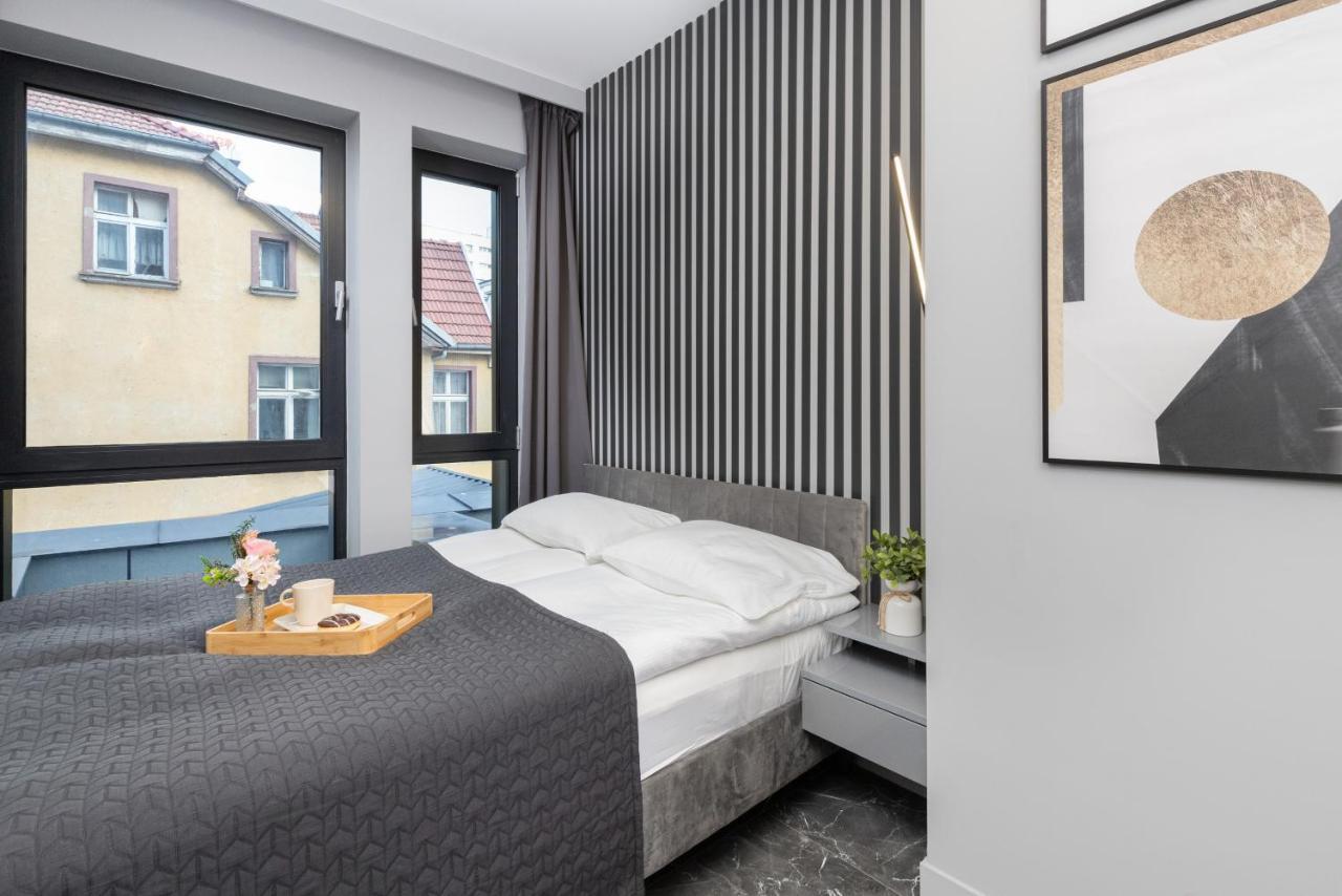 Luxurious Apartment With Two Bedrooms And Parking In Gdynia By Noclegi Renters Exterior photo